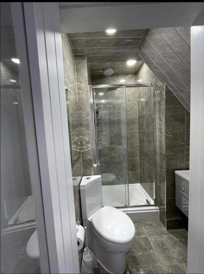 Entire 5 Star Luxury Whalley House Wifi Tv Luxury Burnley Dış mekan fotoğraf